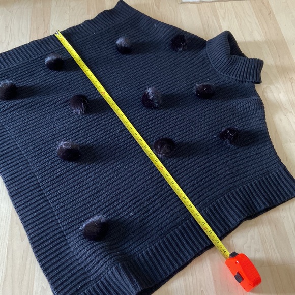 Kate spade ♠️ black turtleneck pom poncho - Picture 4 of 11